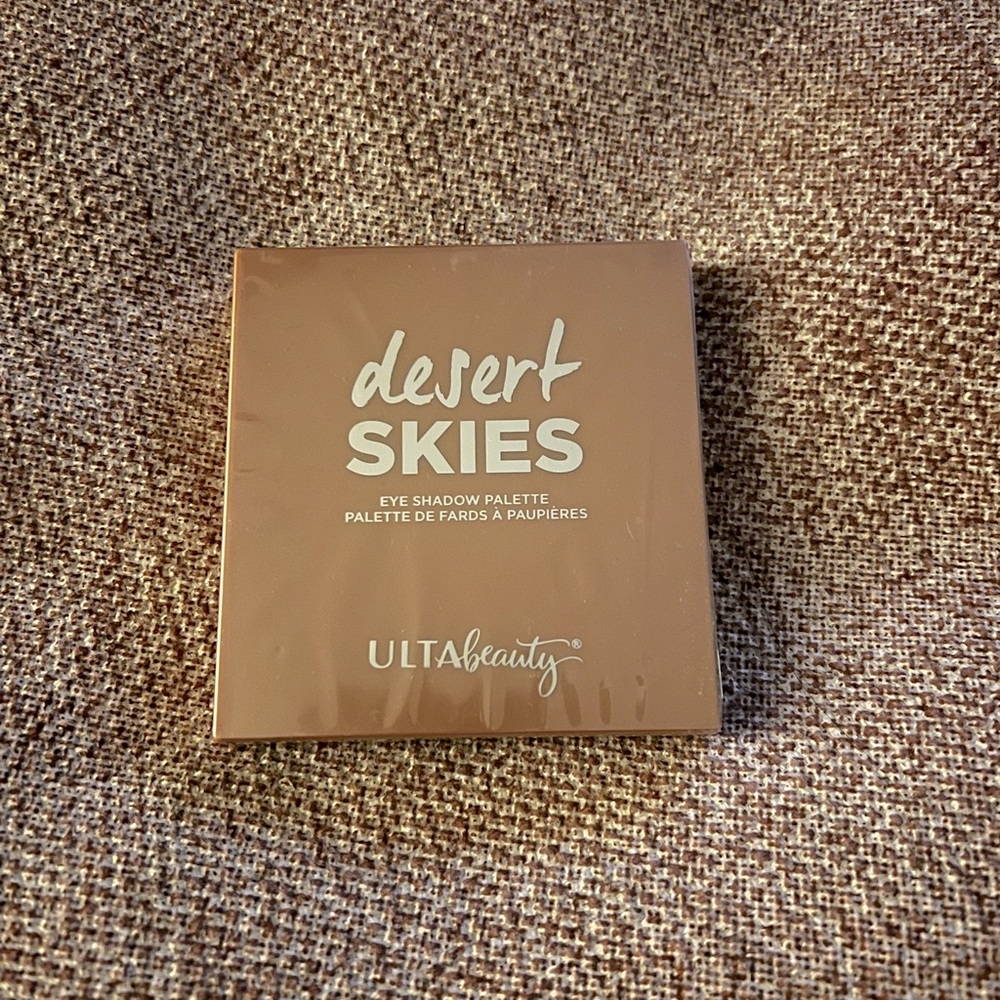 Eyeshadow palette